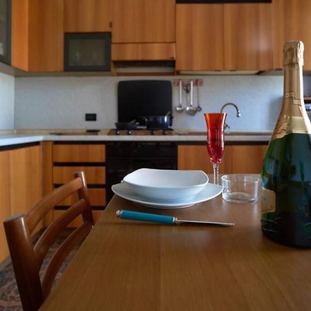 Casa Faby - Family House Milano Baggioアパートメント エクステリア 写真