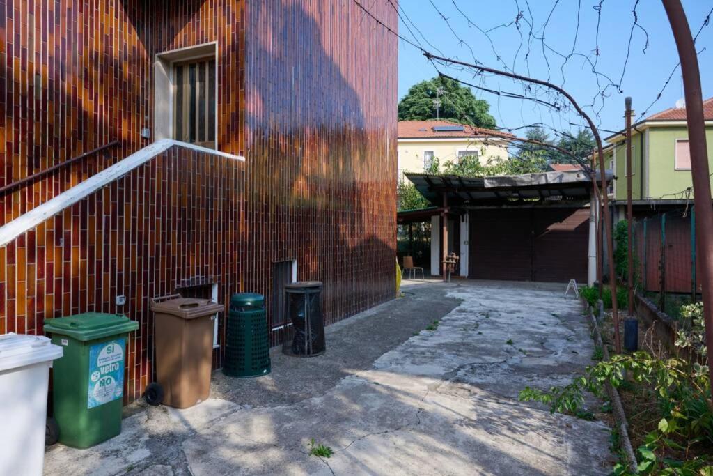 Casa Faby - Family House Milano Baggioアパートメント エクステリア 写真
